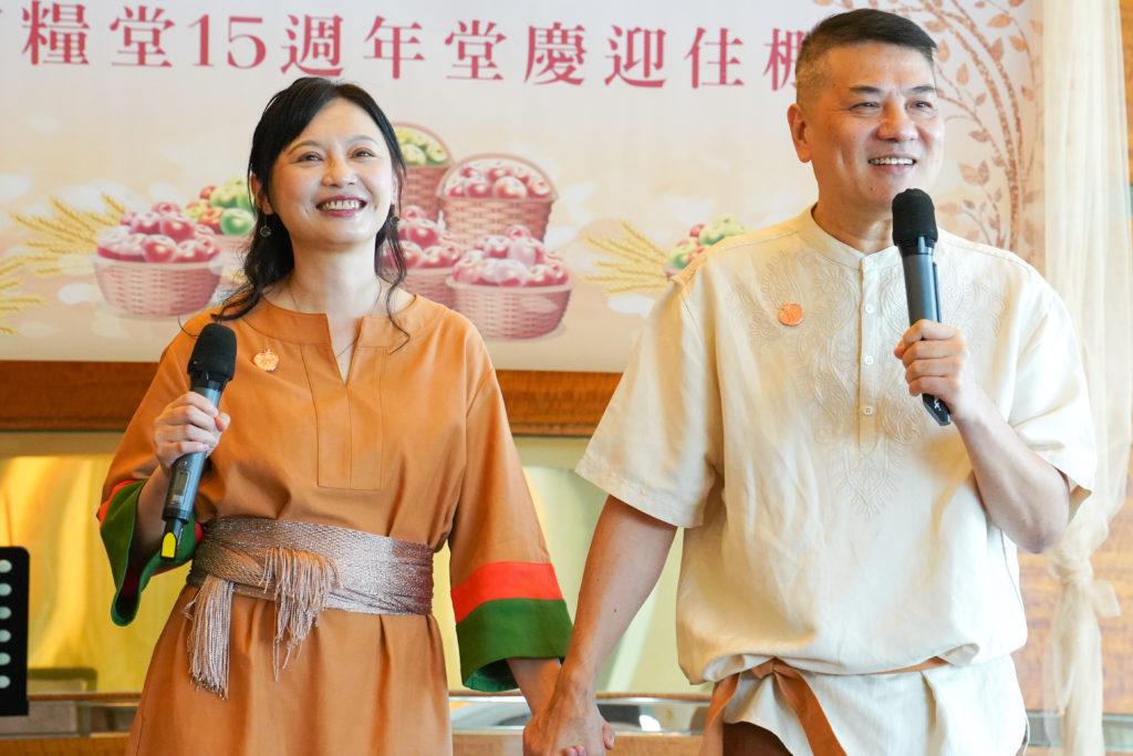 神必賜下更大的祝福給我們
