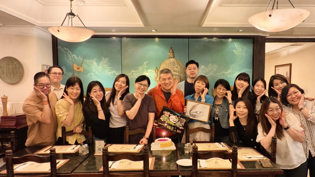 加加油、打打氣